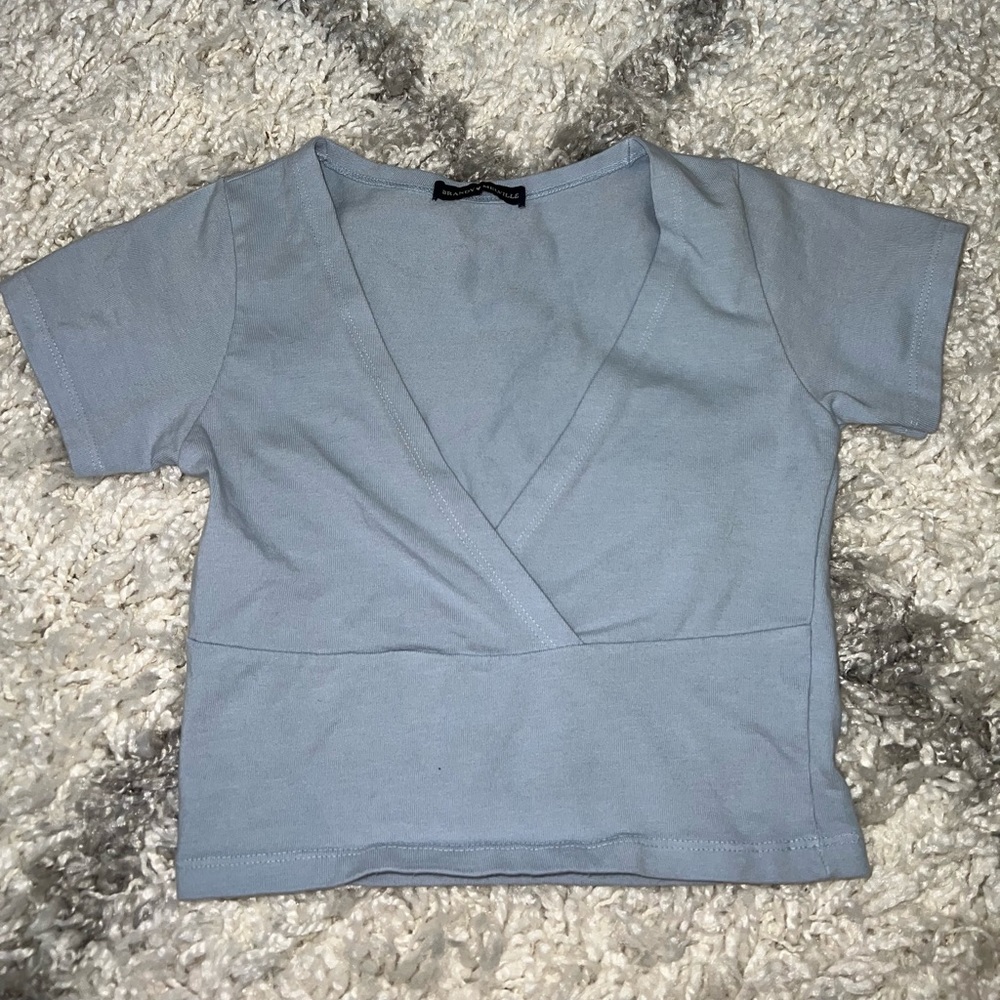 Brandy Melville Short sleeve blue amara top